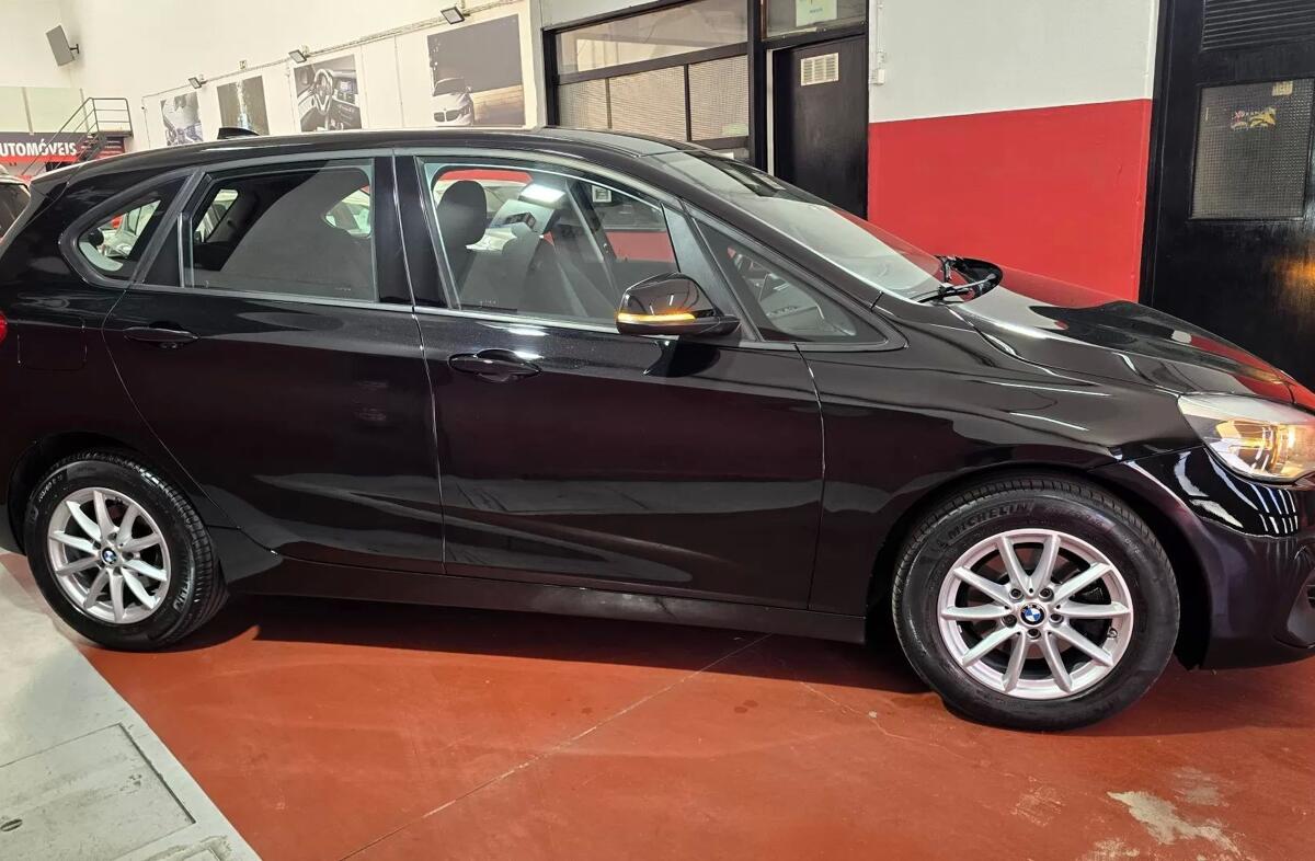 BMW Serie-2 216 d Advantage Auto