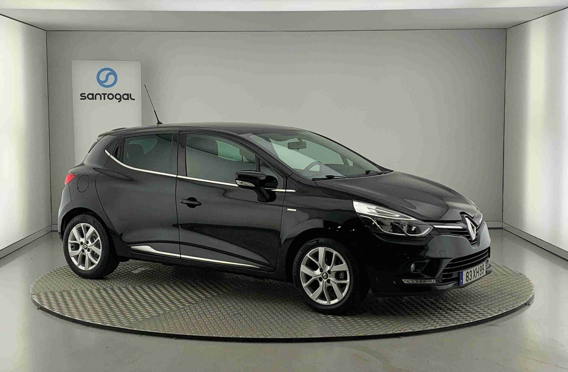 RENAULT Clio 0.9 TCe Limited