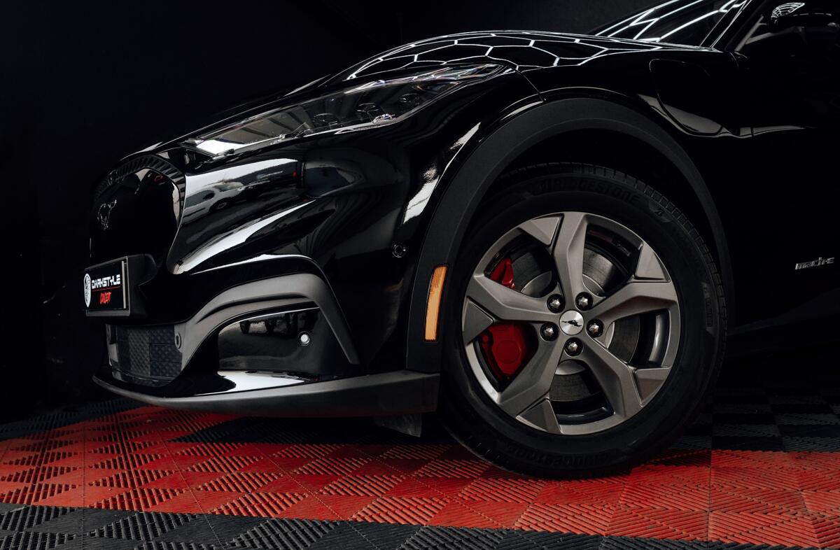 FORD Mustang Mach-E Standard