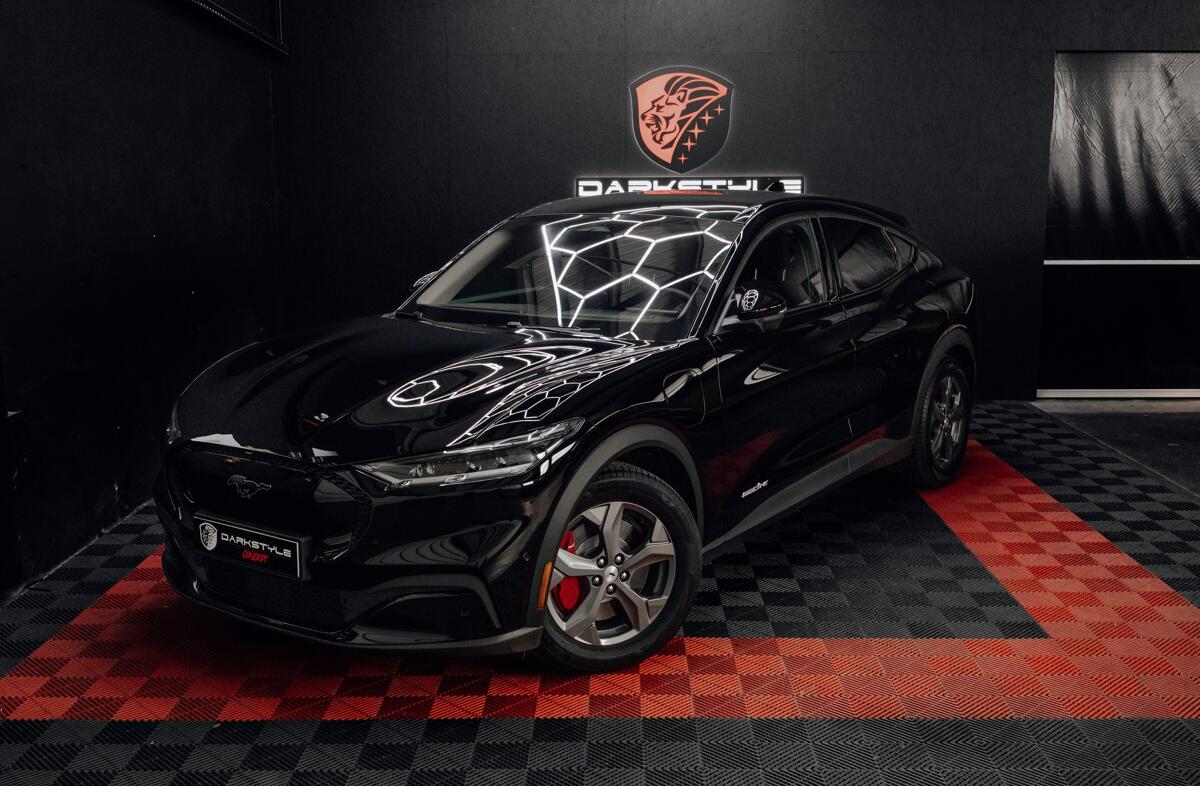 FORD Mustang Mach-E Standard