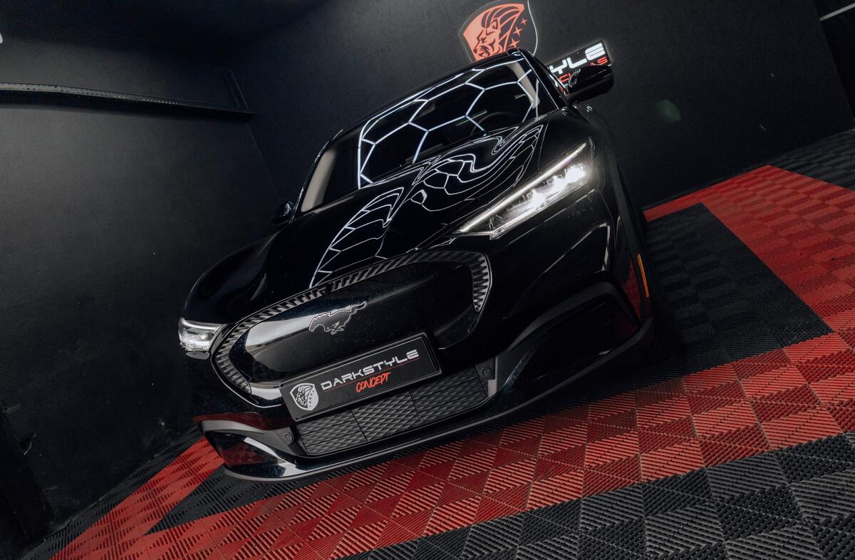 FORD Mustang Mach-E Standard