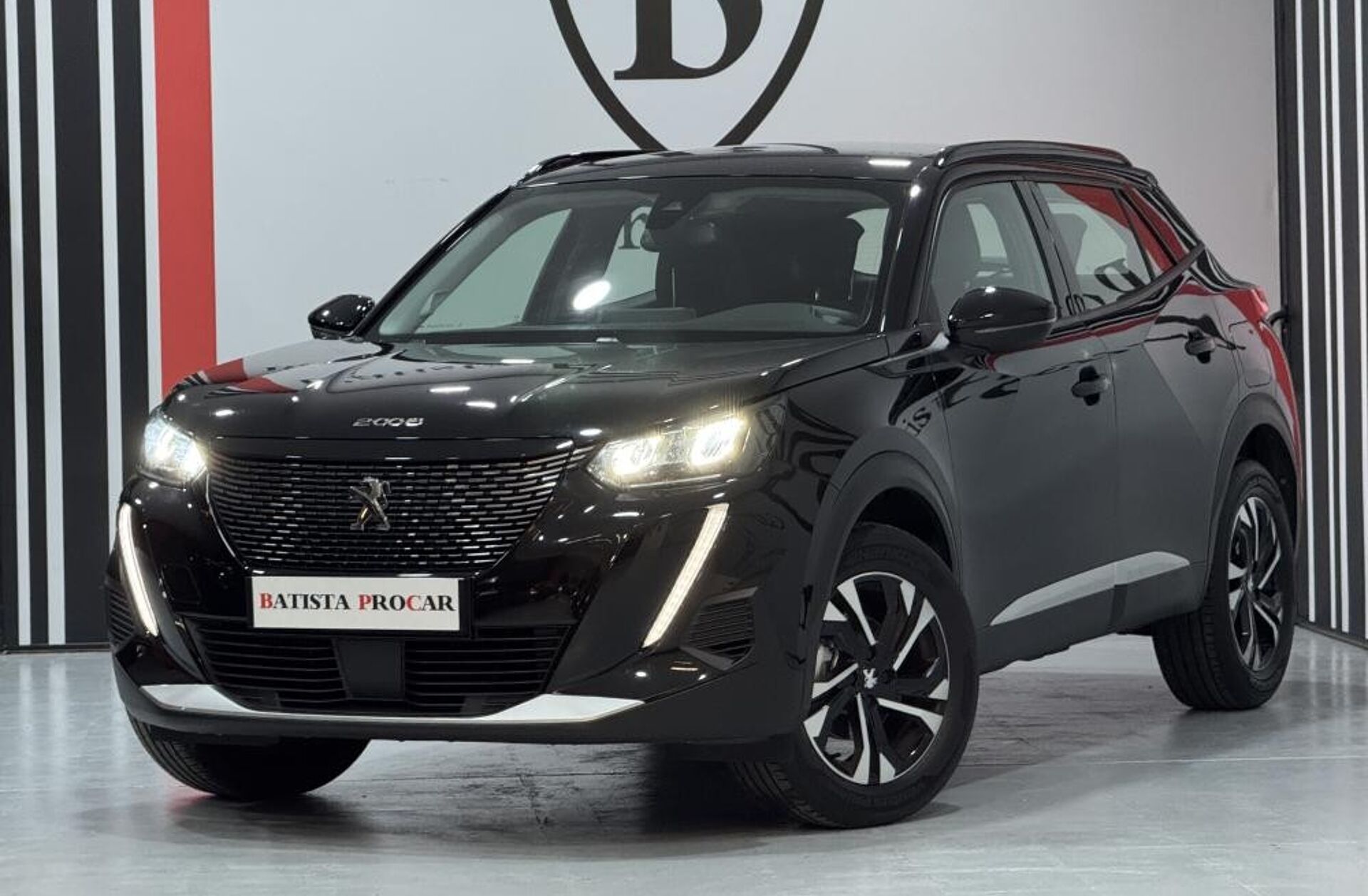 PEUGEOT 2008 1.2 PureTech Allure