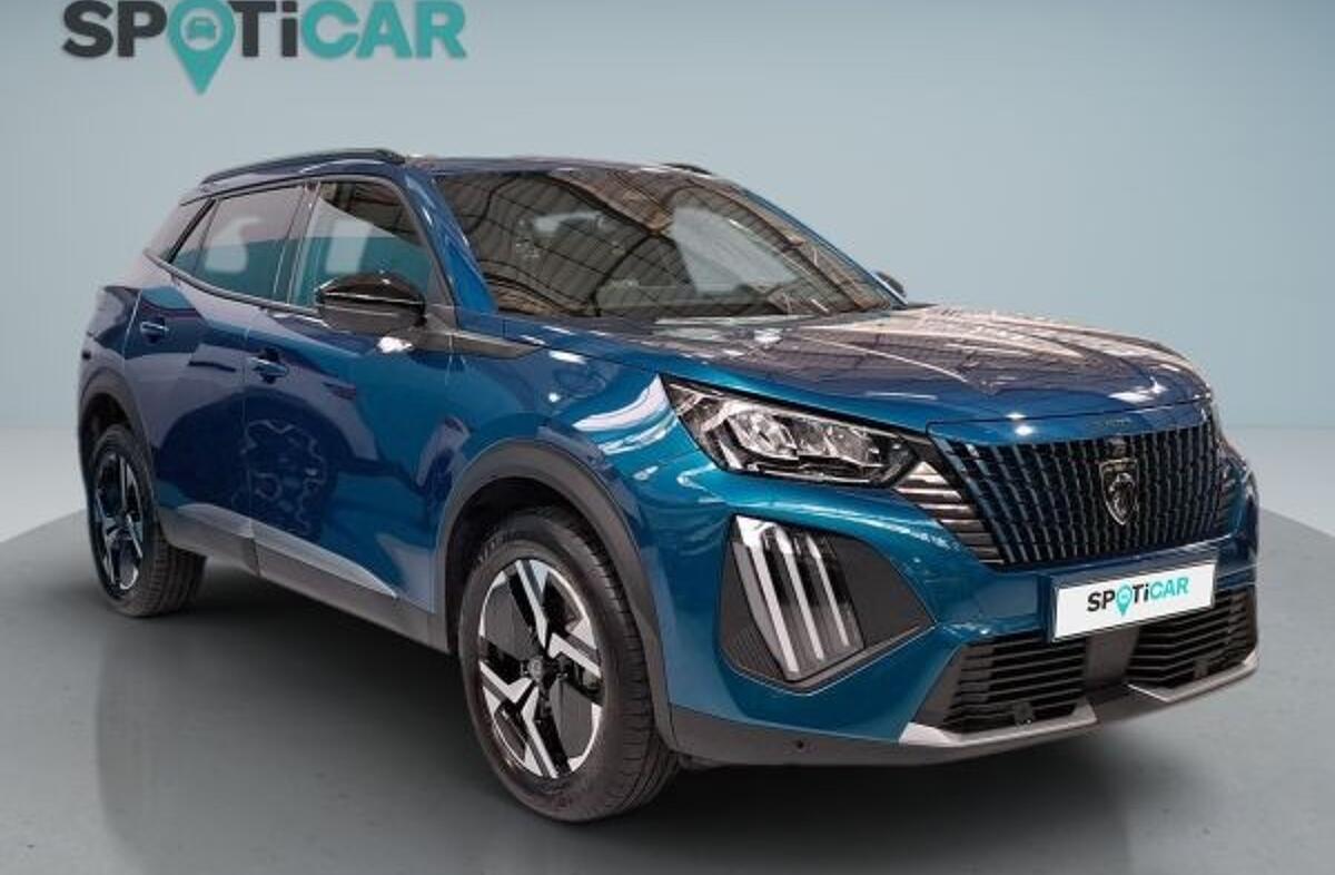 PEUGEOT 2008 1.2 PureTech Allure