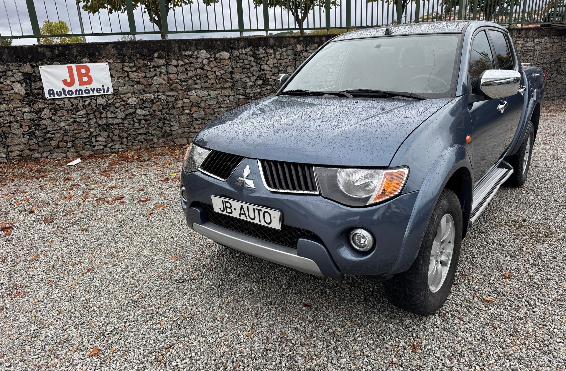 MITSUBISHI L 200 2.5 DI-D CD Instyle