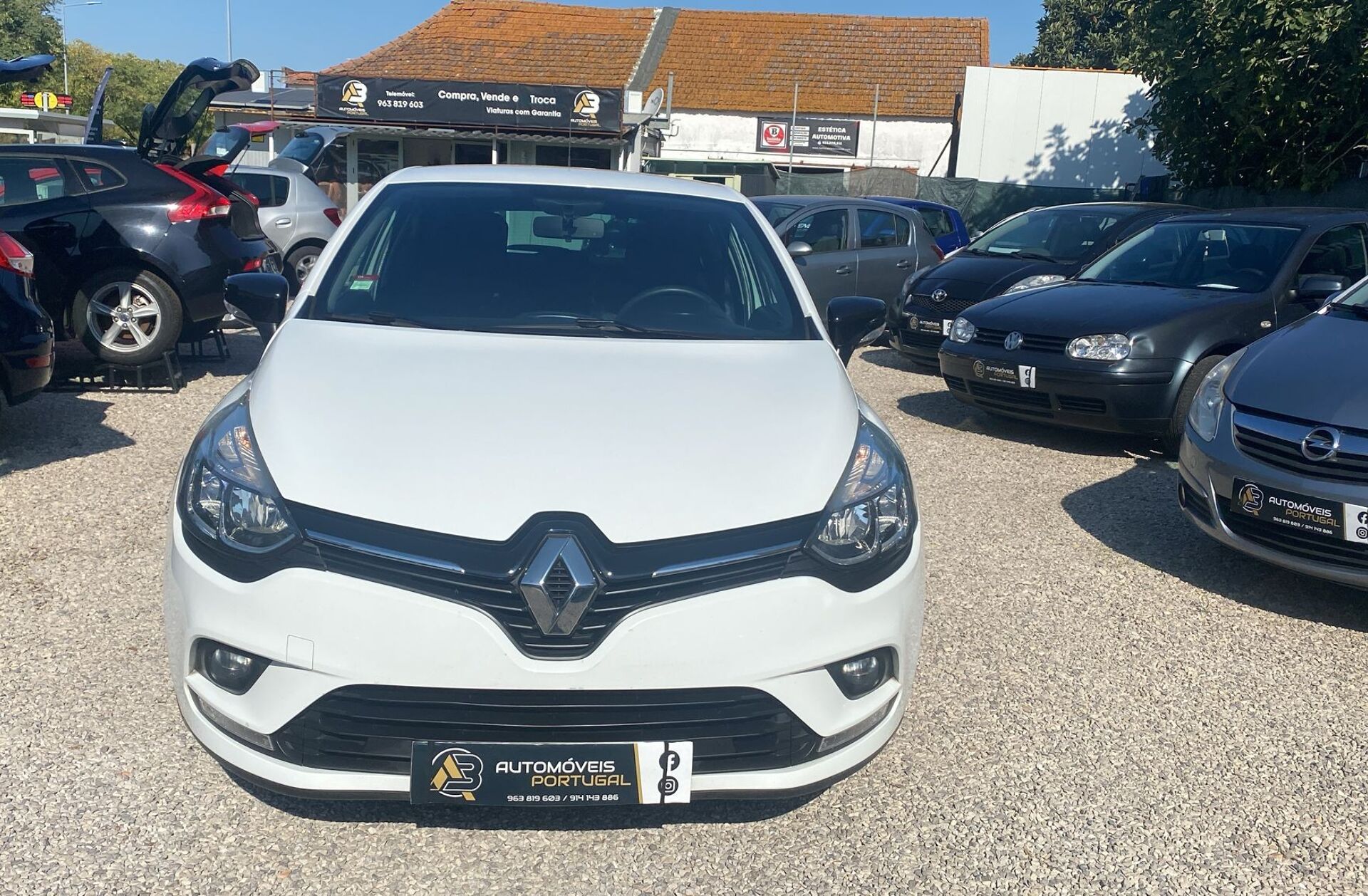 RENAULT Clio 0.9 TCe Limited Edition