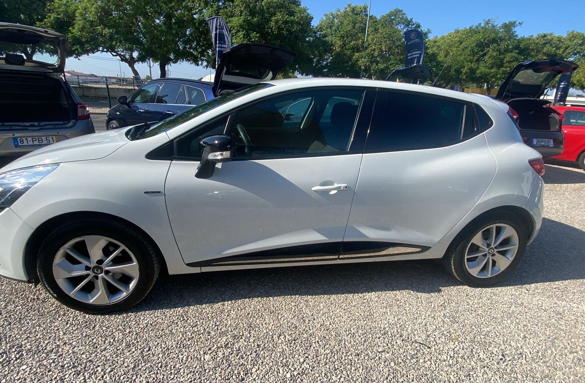 RENAULT Clio 0.9 TCe Limited Edition