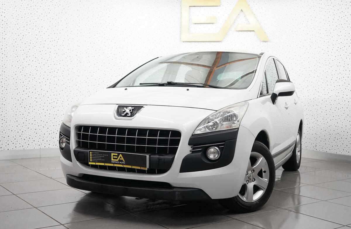 PEUGEOT 3008 1.6 HDi Executive