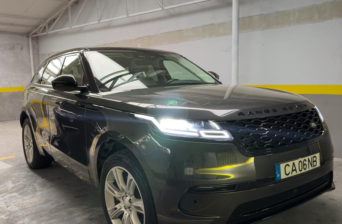 LAND ROVER Range Rover Velar 2.0 P400e AWD