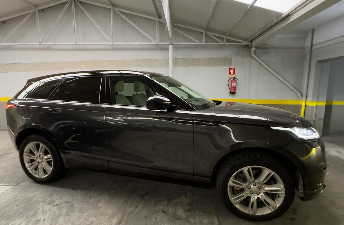 LAND ROVER Range Rover Velar 2.0 P400e AWD