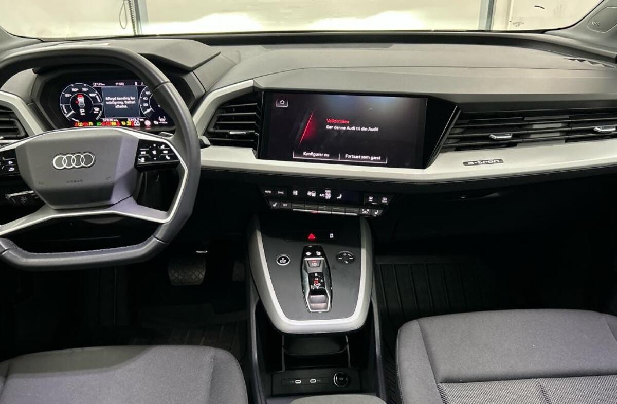 AUDI Q4 45 82 kWh