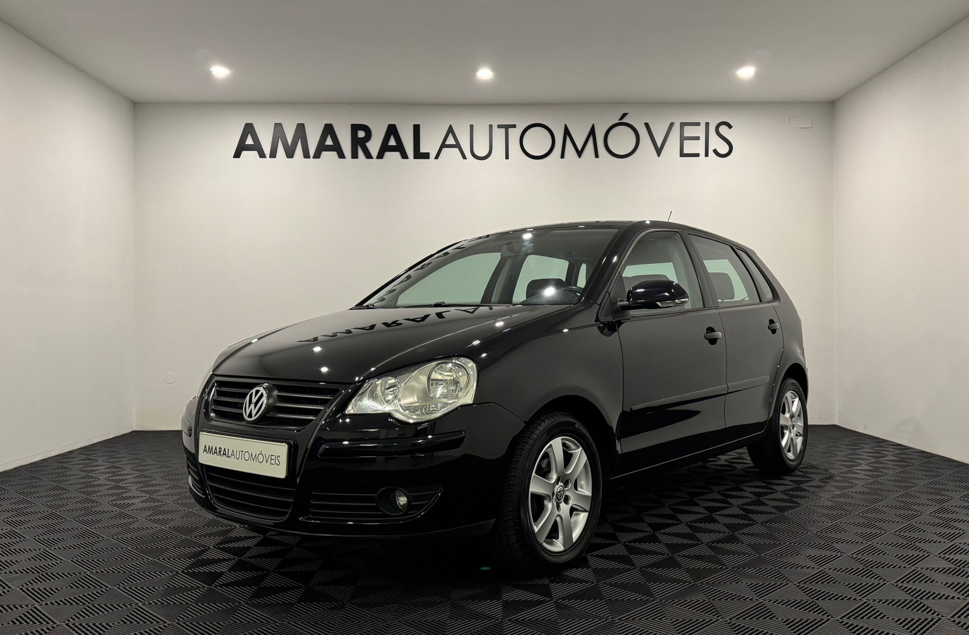 VOLKSWAGEN Polo 1.4 TDi Live+