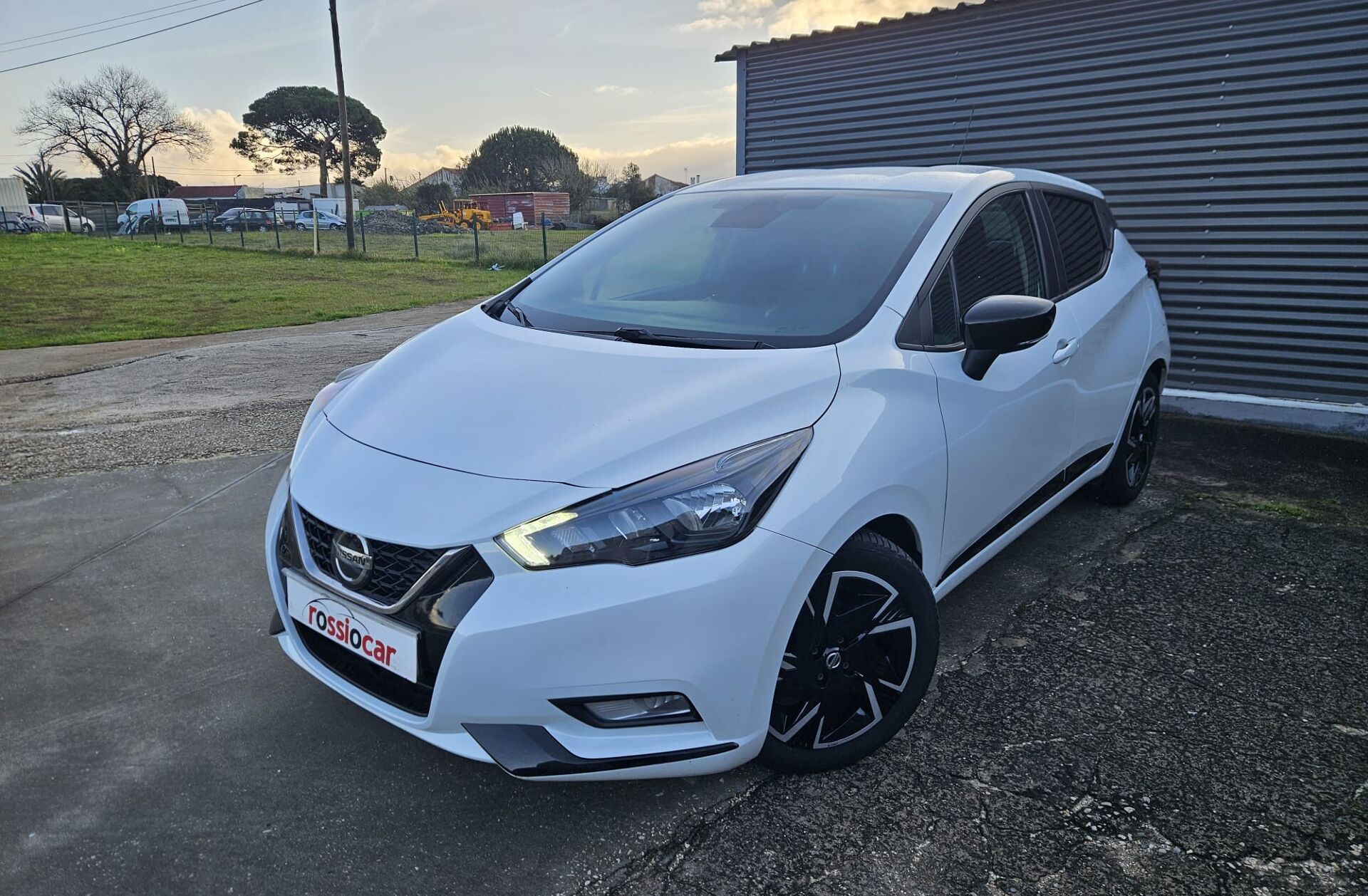 NISSAN Micra 1.0 IG-T N-Design Black CVT