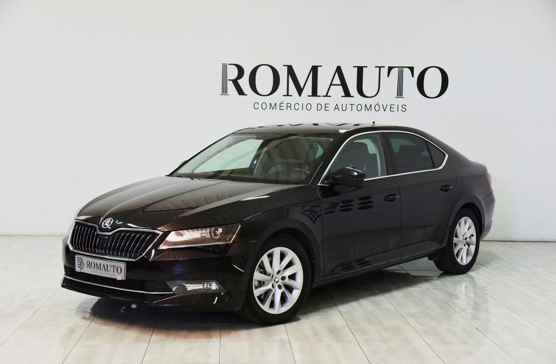 SKODA Superb 2.0 TDI Style