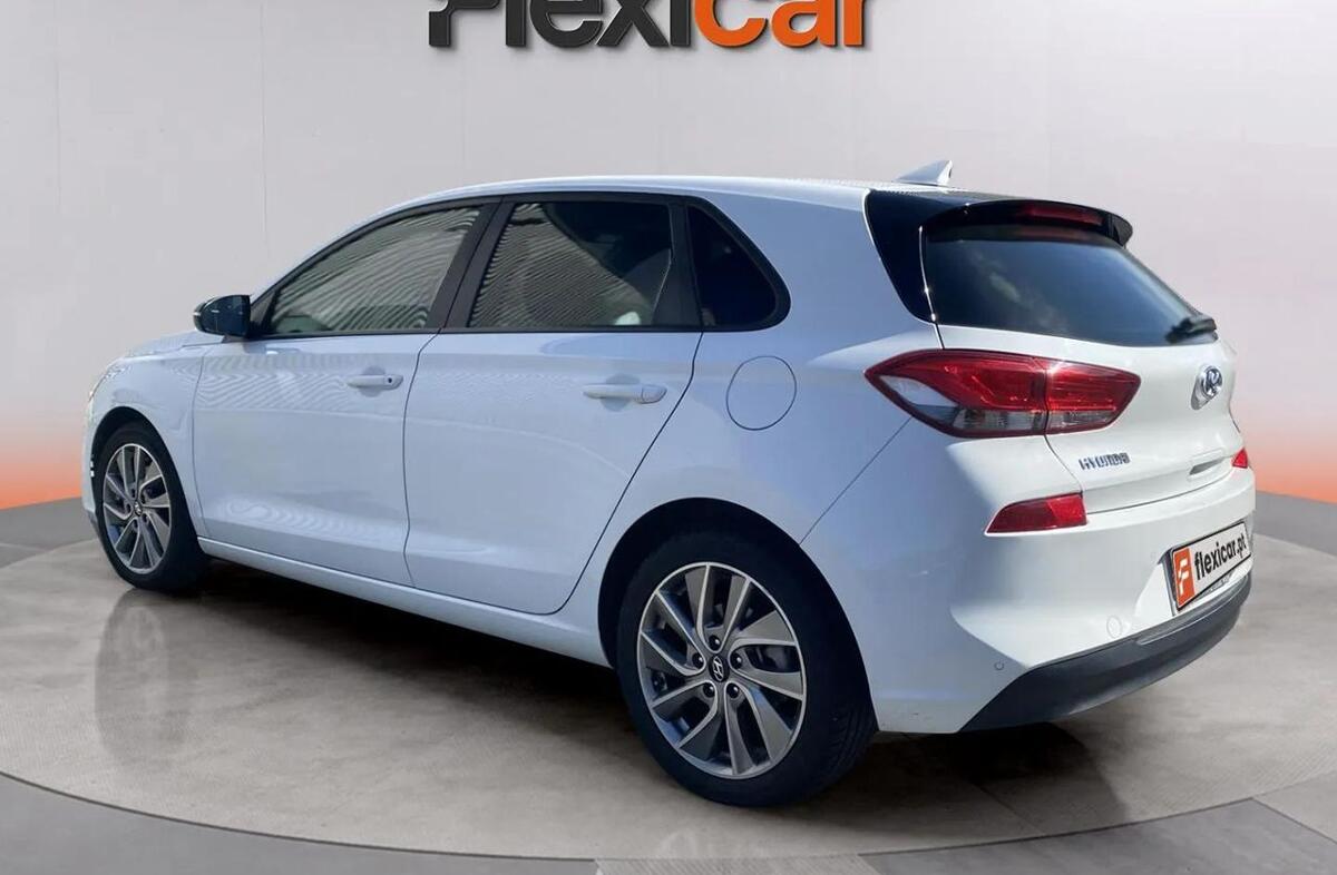 HYUNDAI i30 1.6 CRDi Style 7DCT