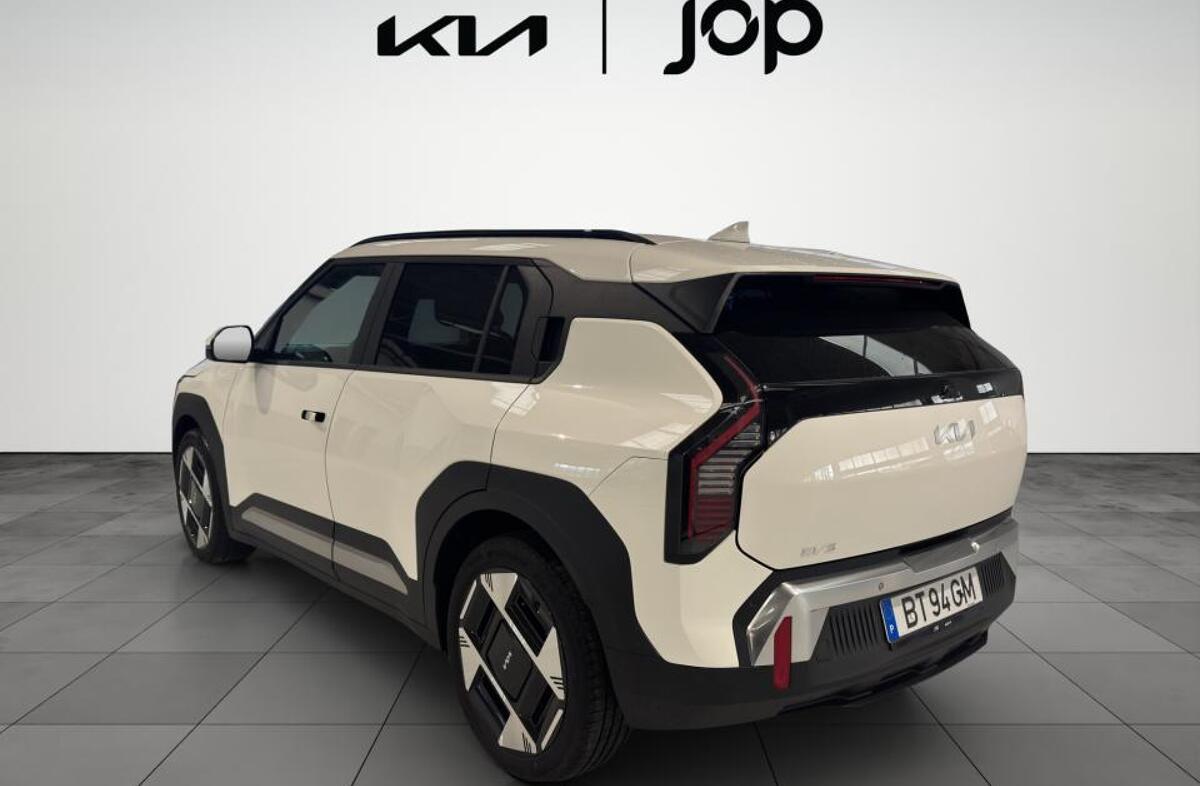 KIA EV3 81.4 kWh Tech