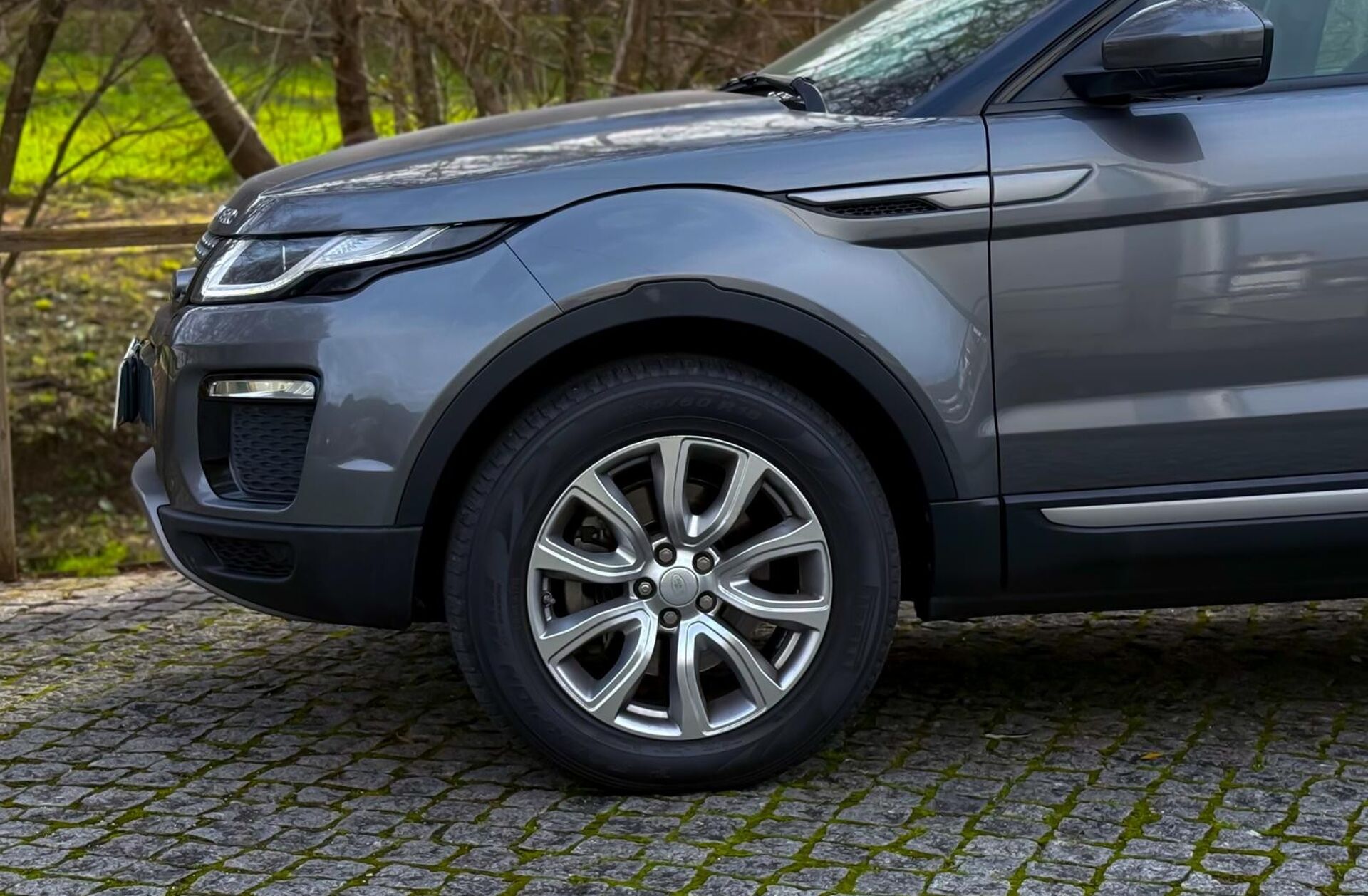 LAND ROVER Range Rover Evoque 2.0 TD4 SE Dynamic Auto
