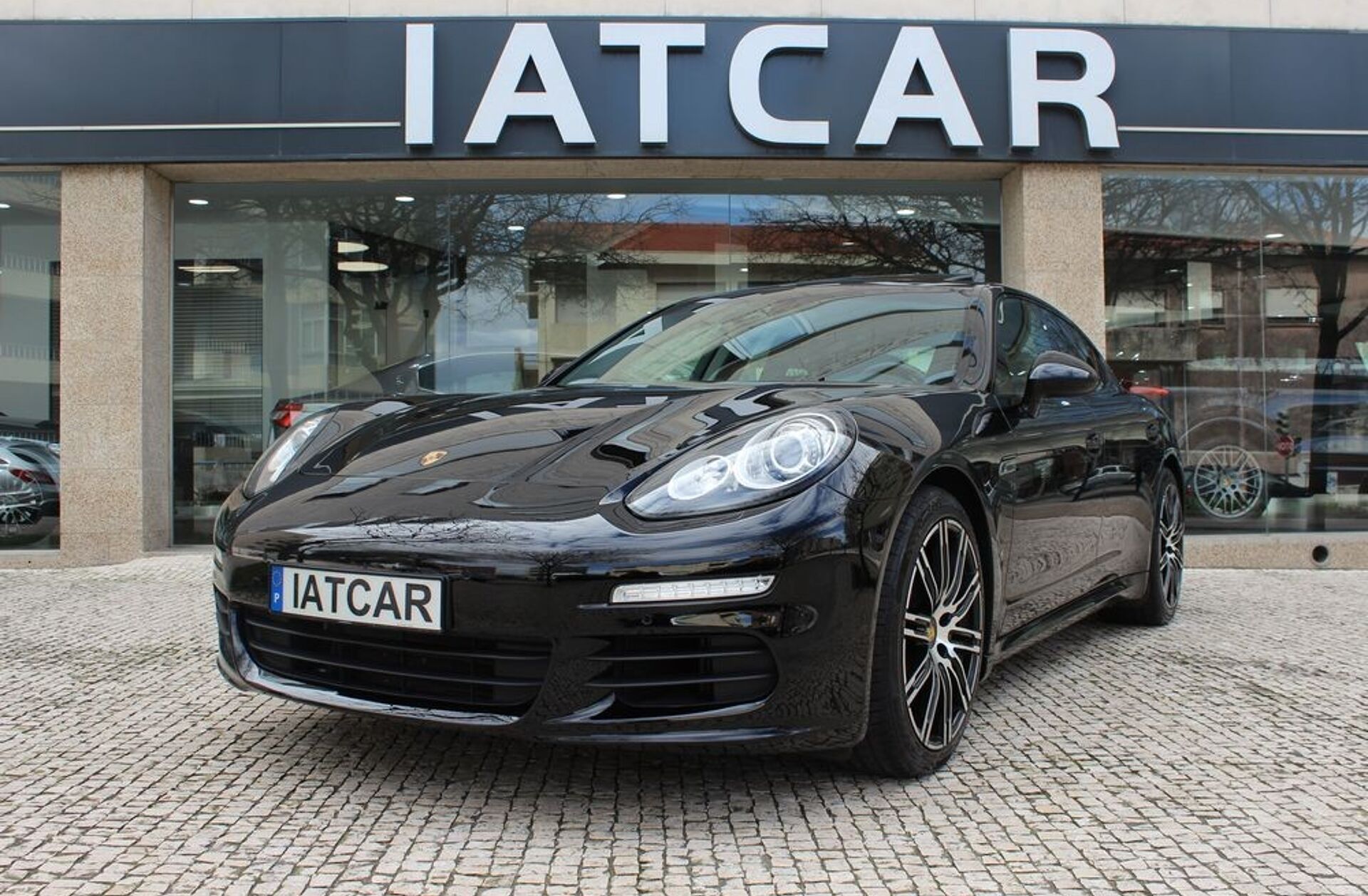 PORSCHE Panamera Edition
