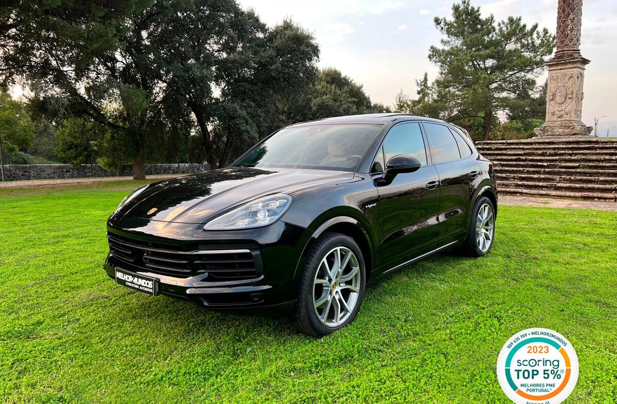 PORSCHE Cayenne E-Hybrid