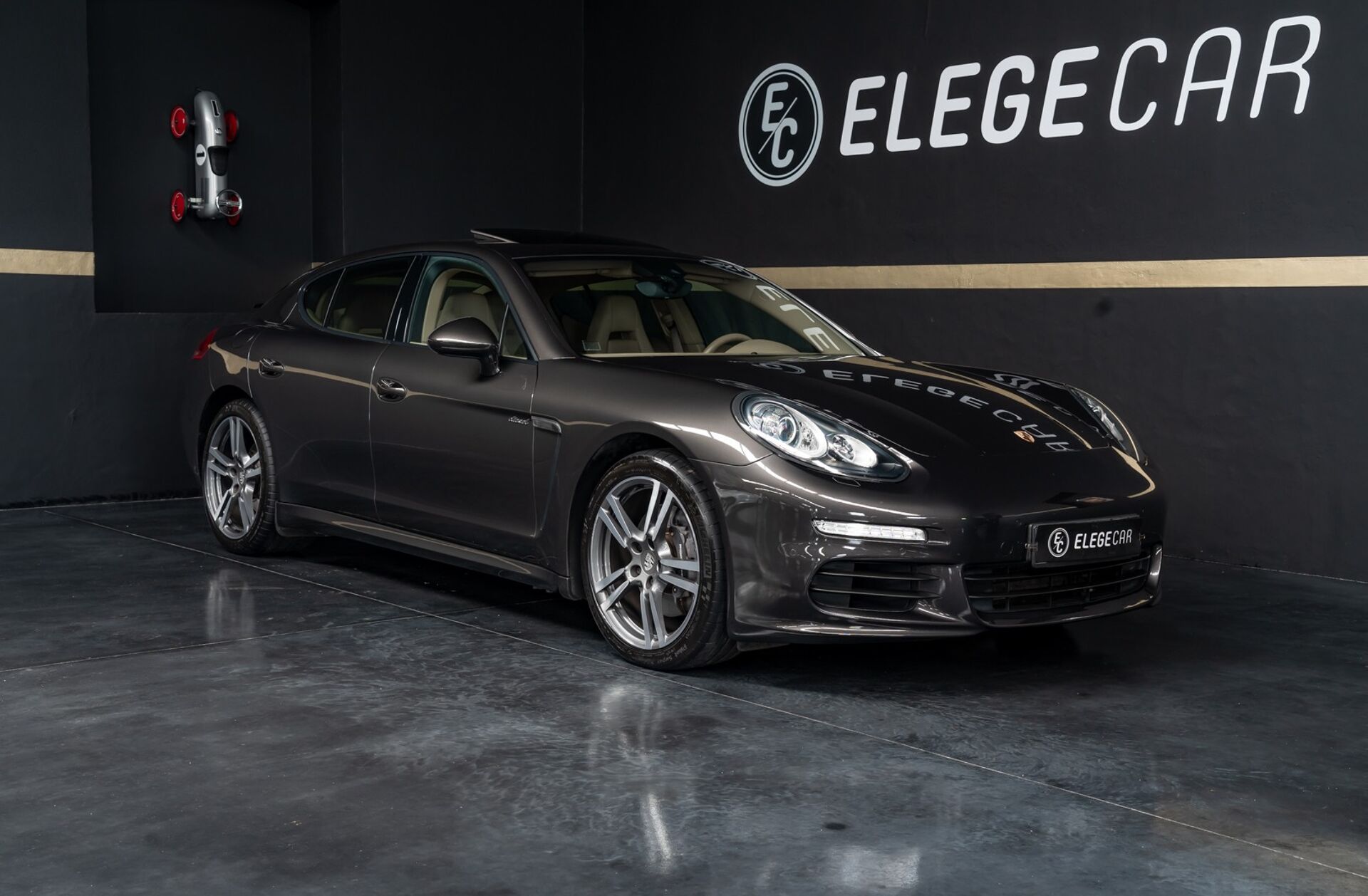PORSCHE Panamera Edition