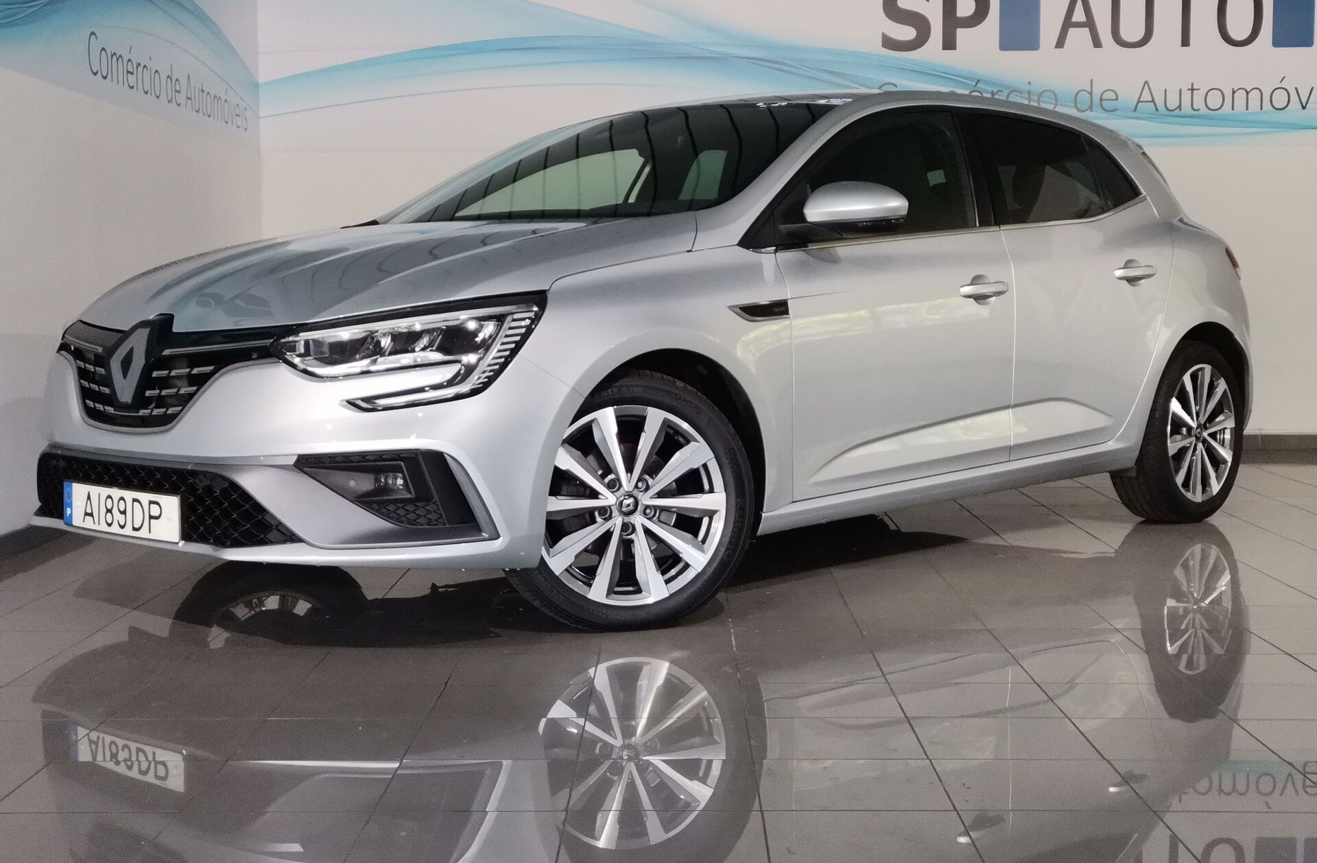 RENAULT Mégane 1.5 Blue dCi R.S. Line
