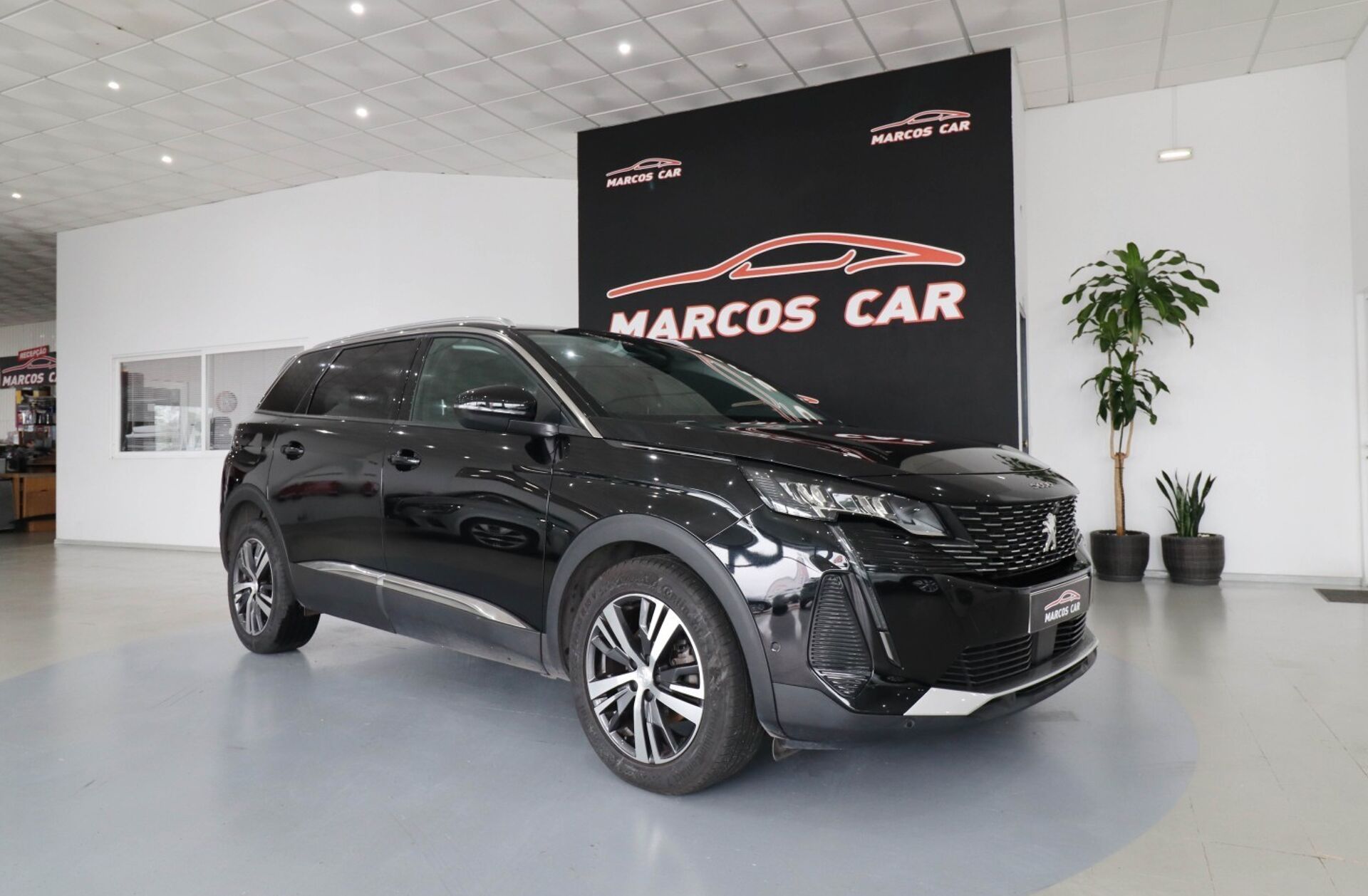 PEUGEOT 5008 1.5 BlueHDi Allure EAT8