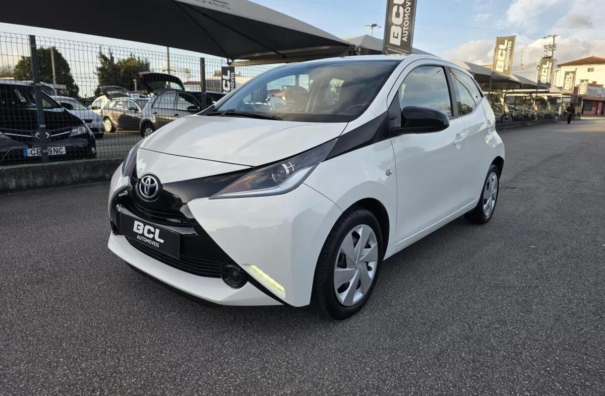 TOYOTA Aygo 1.0 X-Play+AC+X-Touch