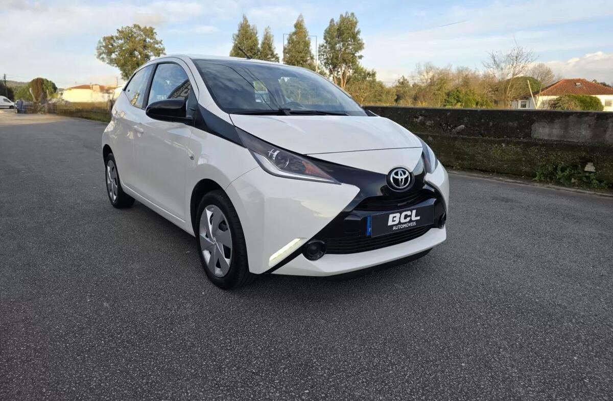 TOYOTA Aygo 1.0 X-Play+AC+X-Touch