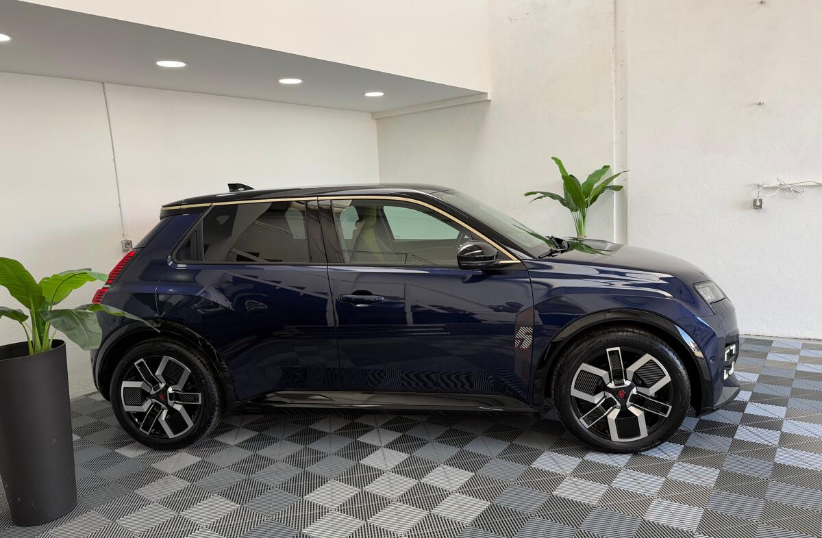 RENAULT Renault 5 E-Tech EV52 Iconic Autonomia Comfort