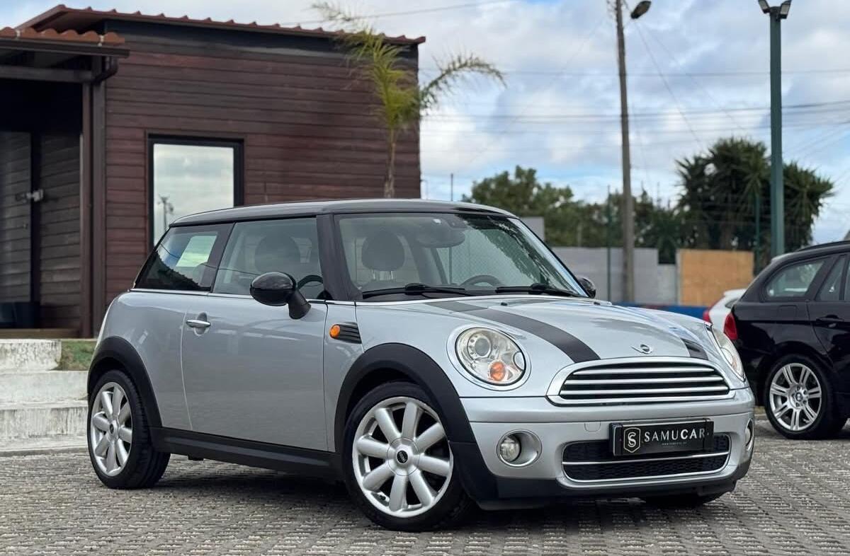 MINI Mini Cooper D Auto