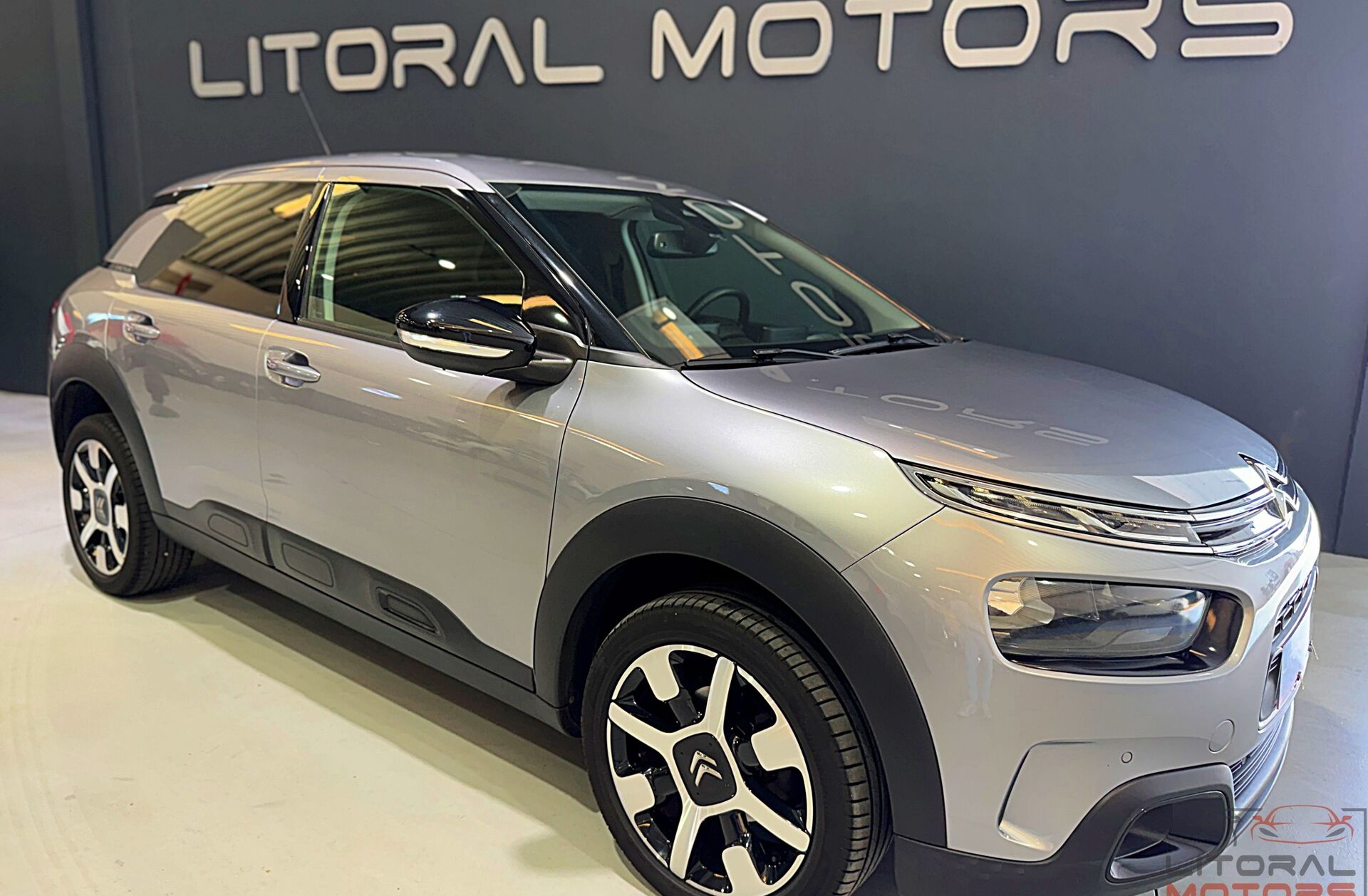 CITROEN C4 Cactus 1.2 PureTech Shine Pack