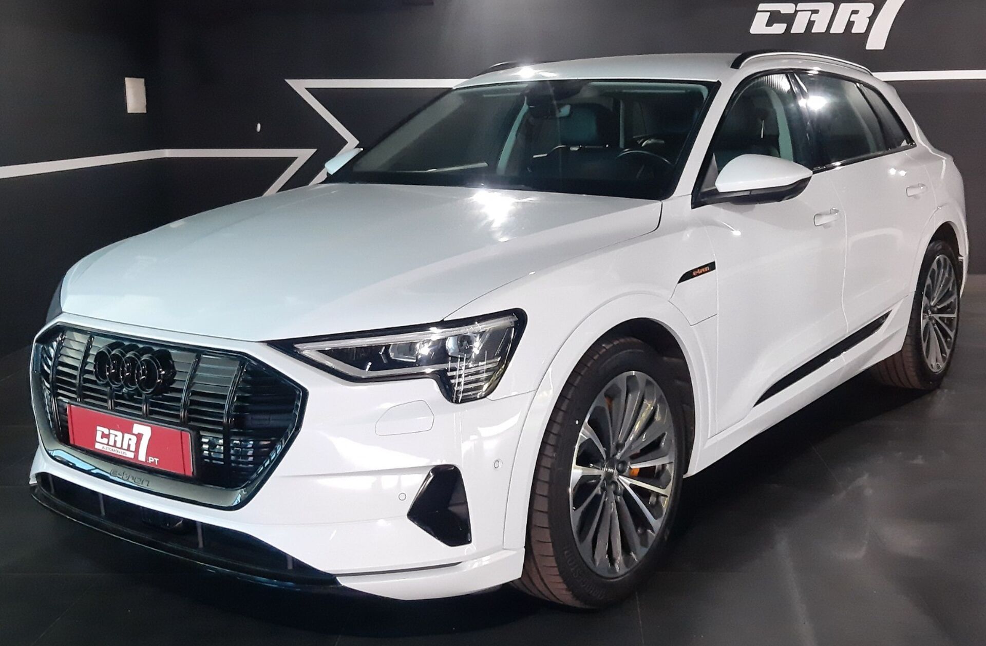 AUDI e-tron 55 quattro Advanced