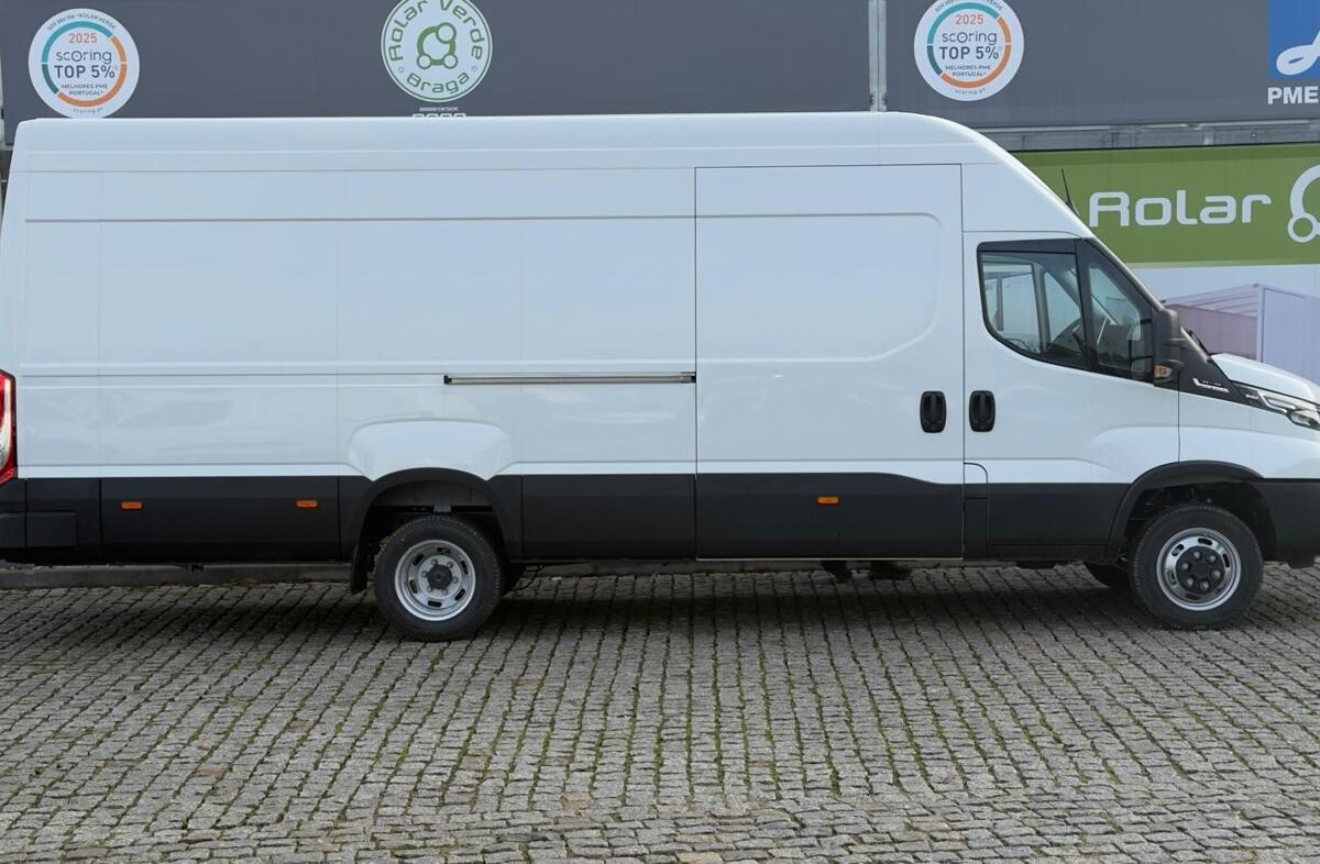 IVECO Daily 3.0 35S21H 4100 CD