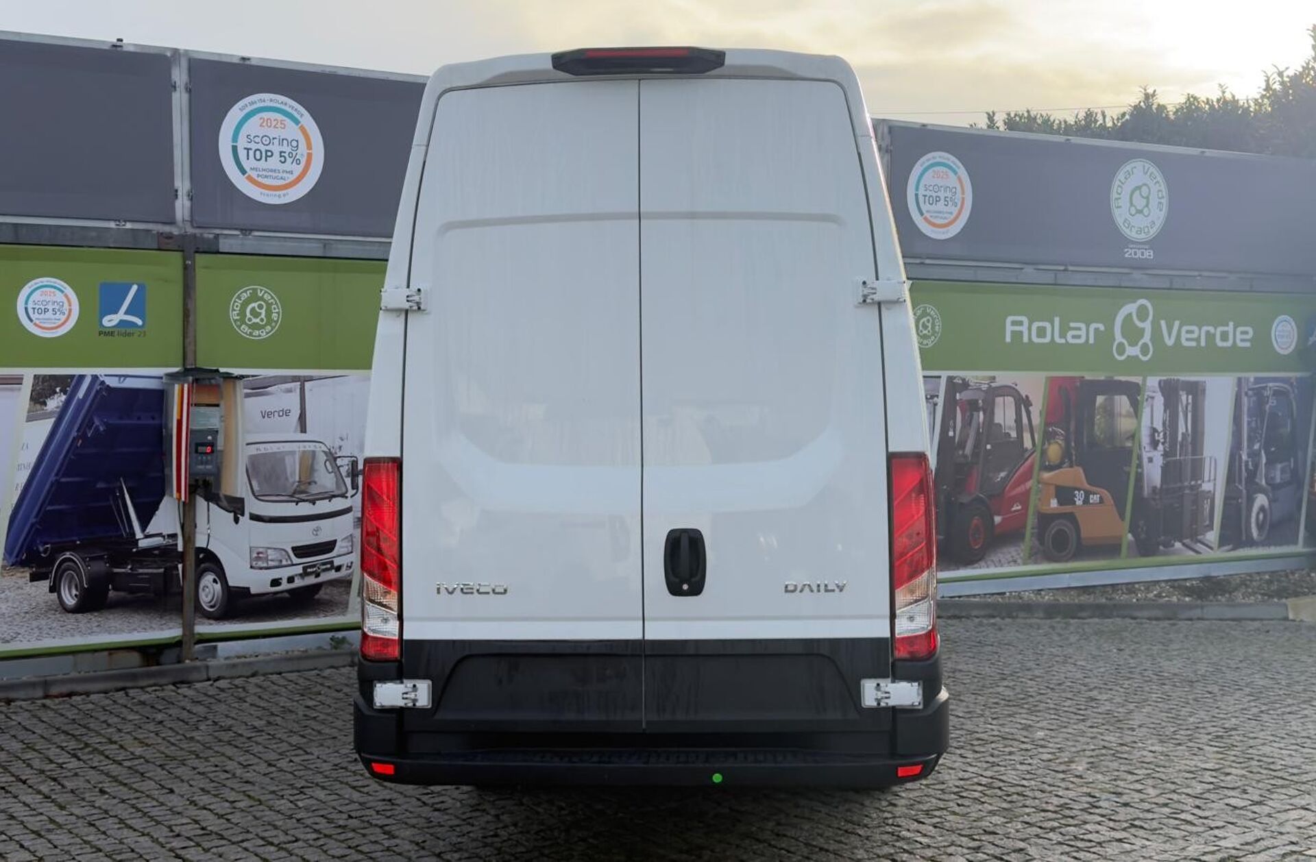 IVECO Daily 3.0 35S21H 4100 CD