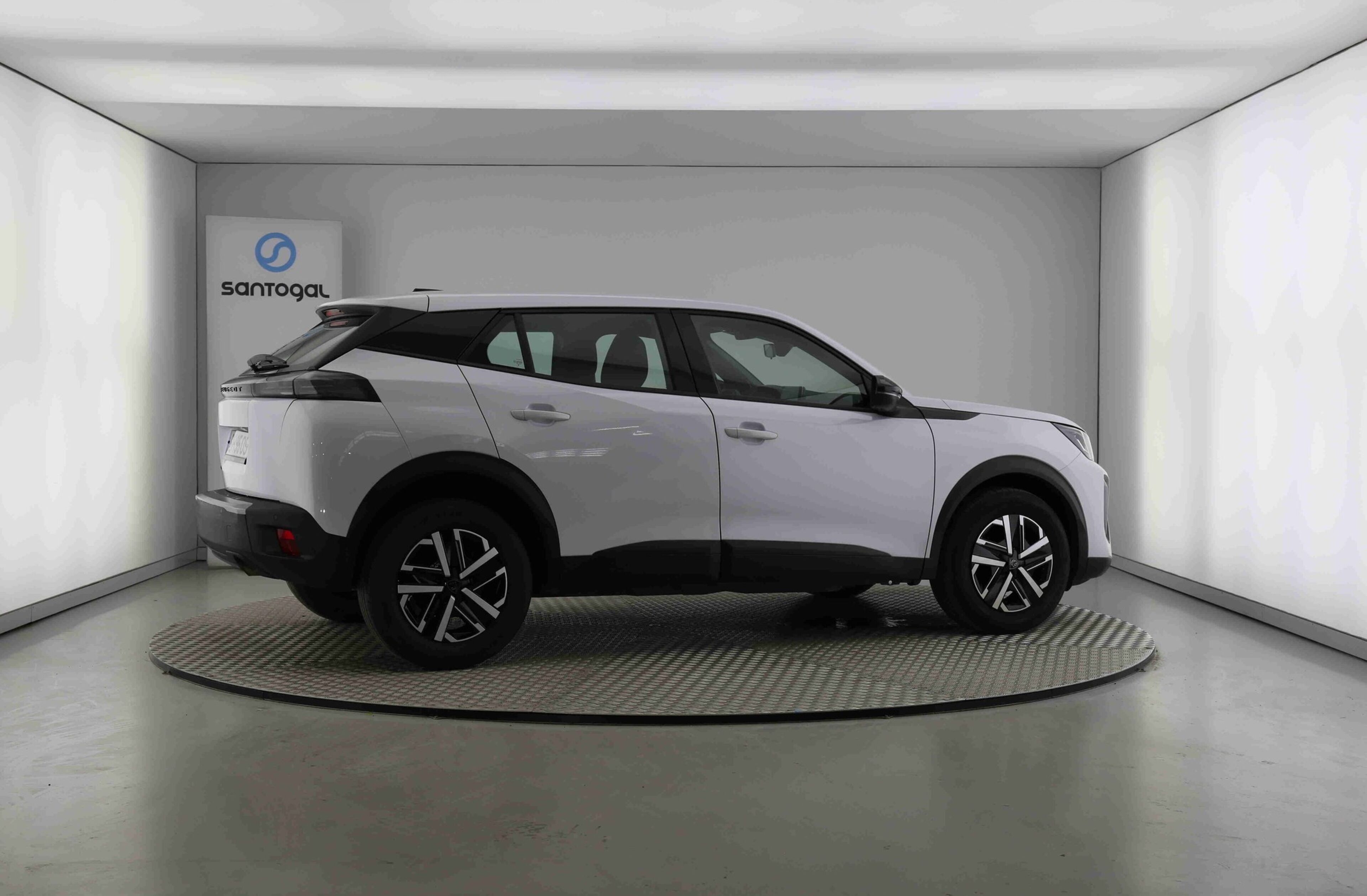 PEUGEOT 2008 1.2 PureTech Active