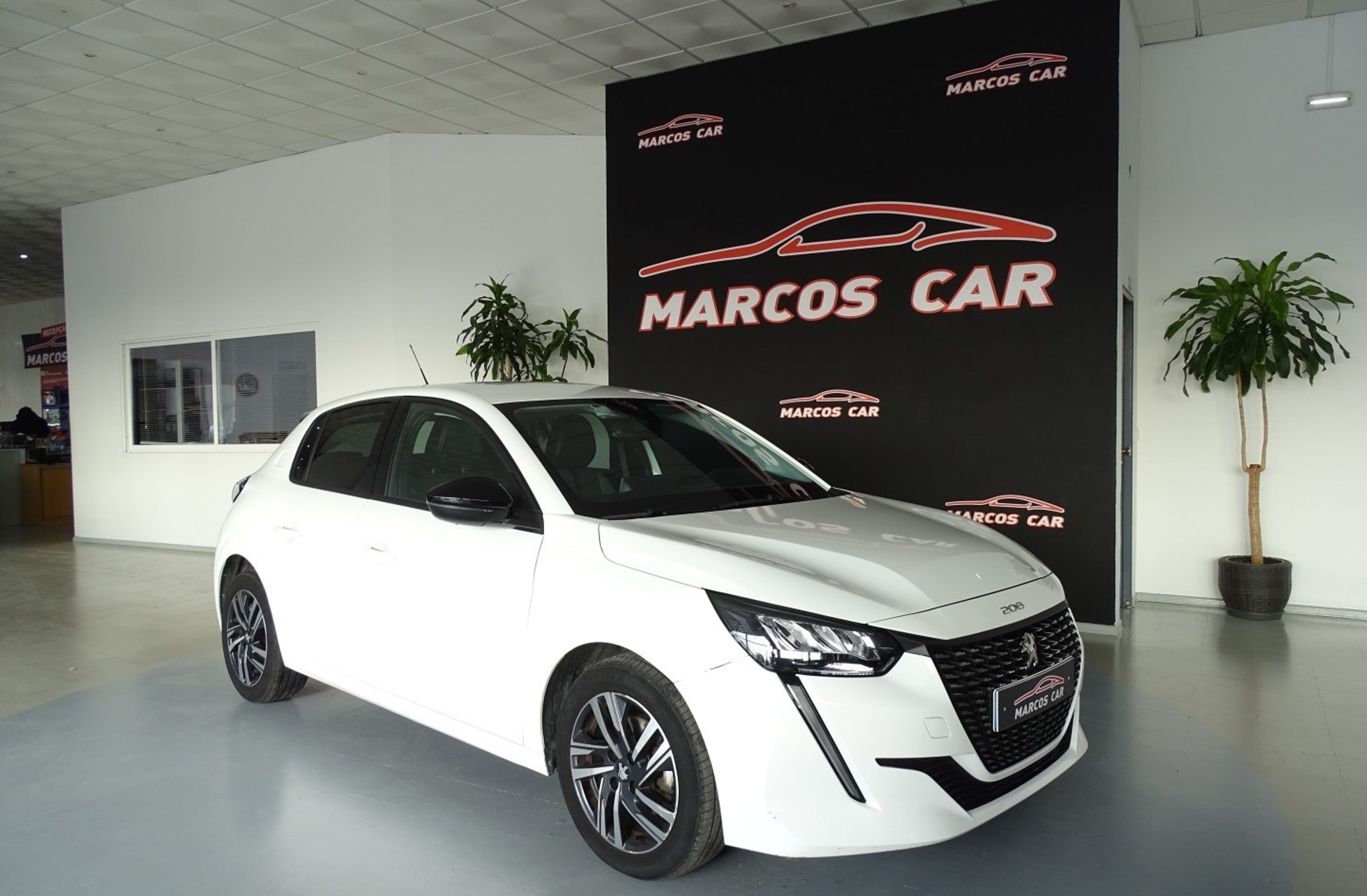 PEUGEOT 208 1.5 BlueHDi Allure