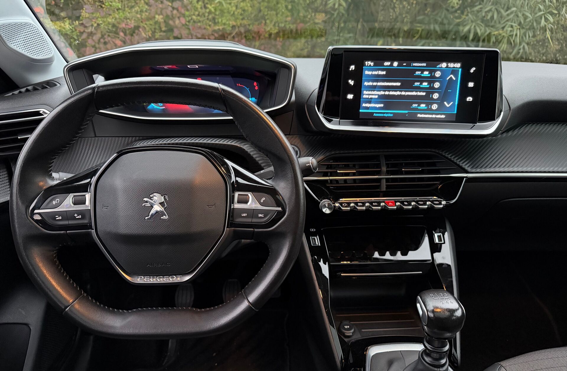 PEUGEOT 208 1.2 PureTech Allure Pack