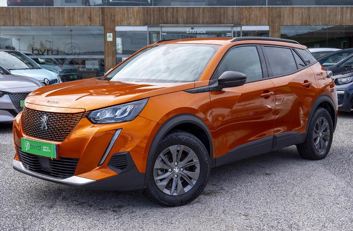 PEUGEOT 2008 e- 50 kWh GT