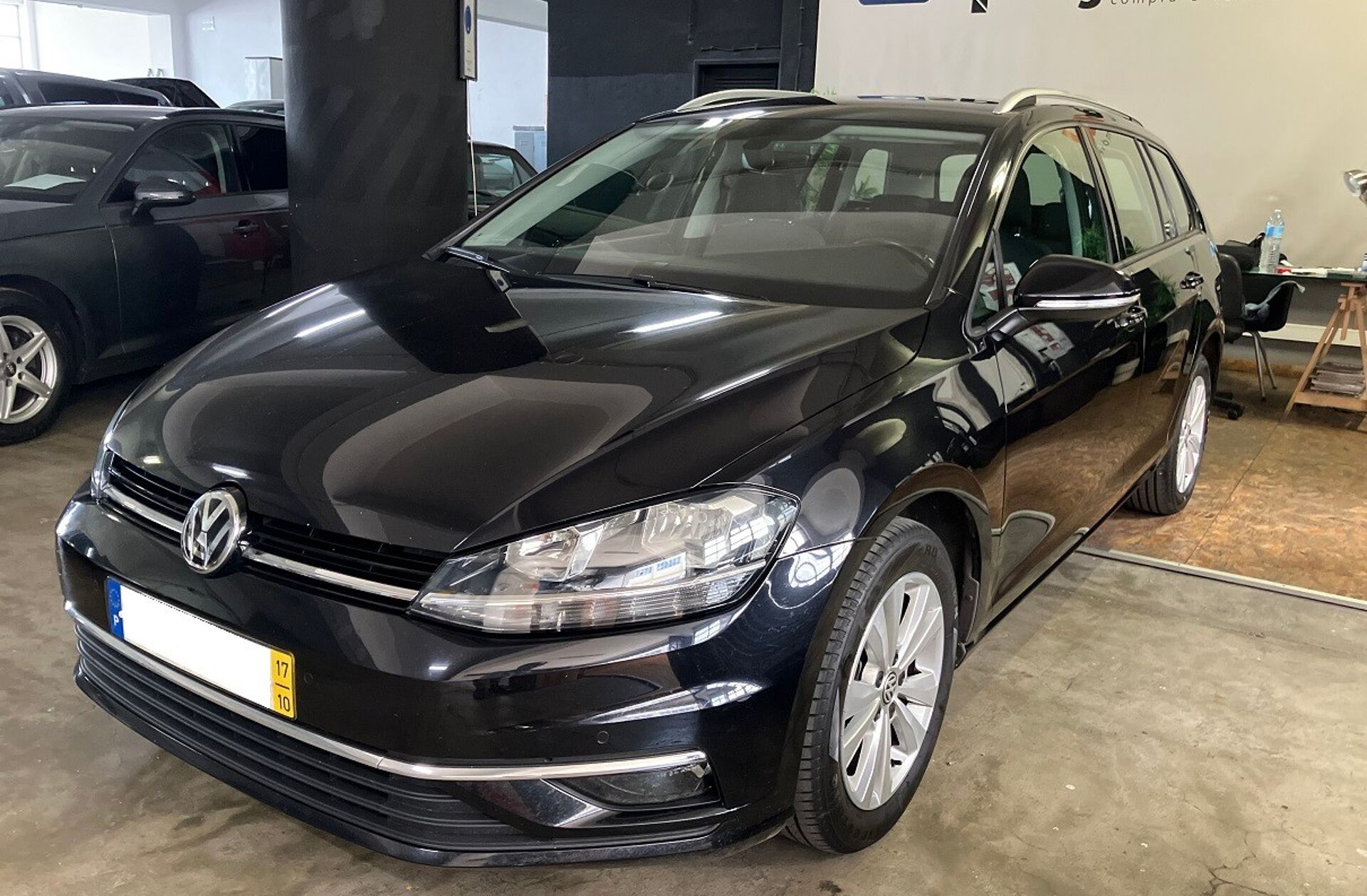 VOLKSWAGEN Golf 1.6 TDI Confortline