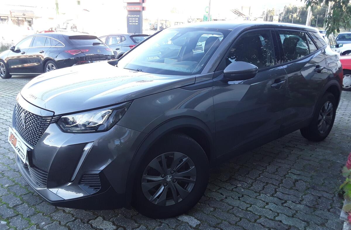 PEUGEOT 2008 1.2 PureTech Active Pack