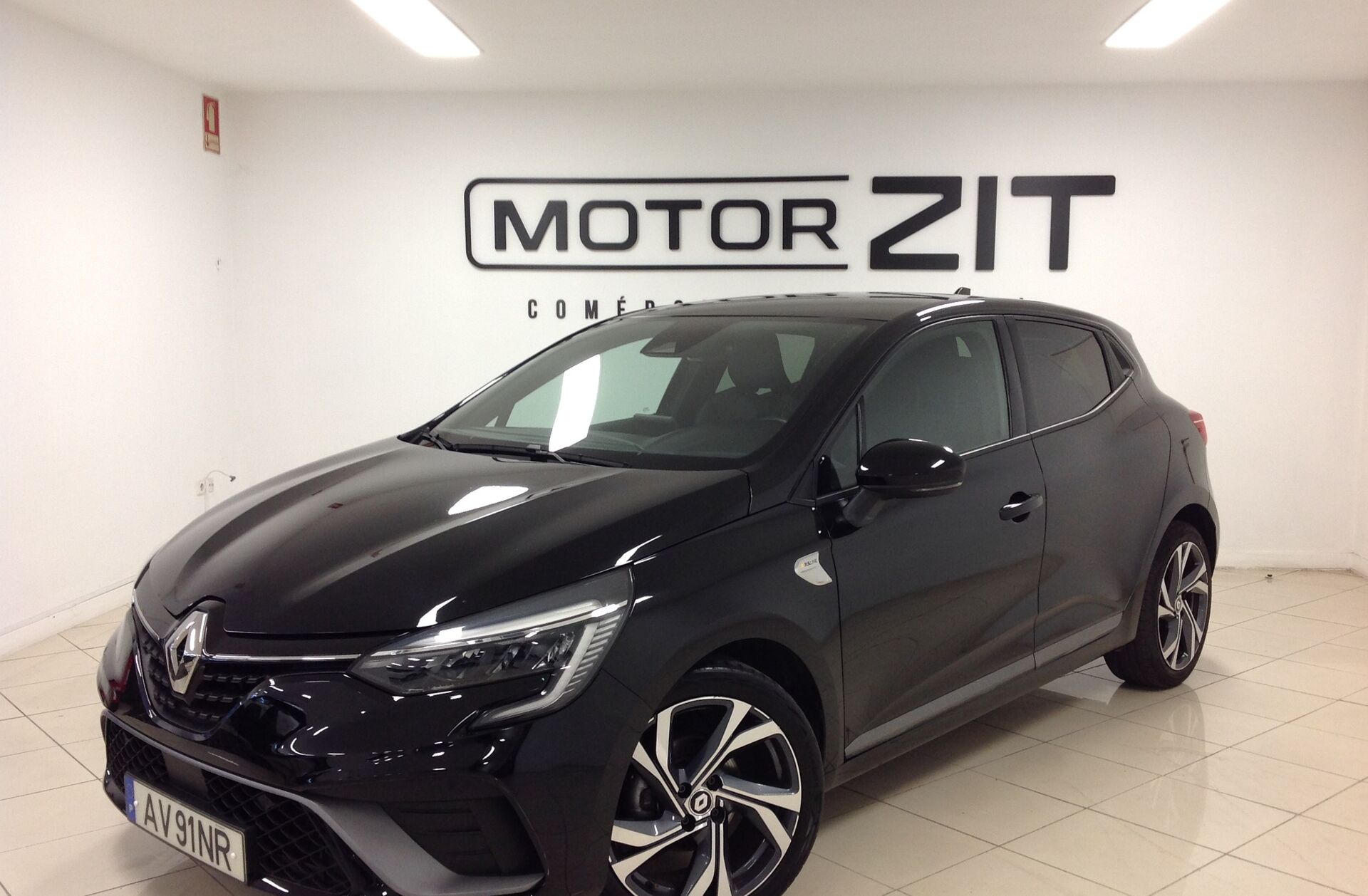 RENAULT Clio 1.0 TCe RS Line