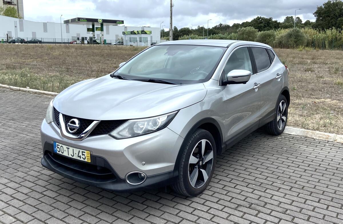 NISSAN Qashqai 1.5 dCi N-Connecta