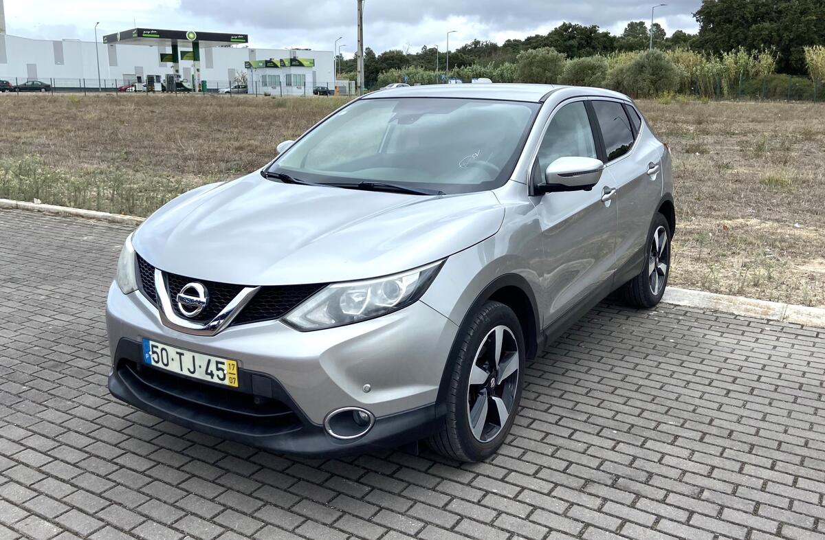 NISSAN Qashqai 1.5 dCi N-Connecta