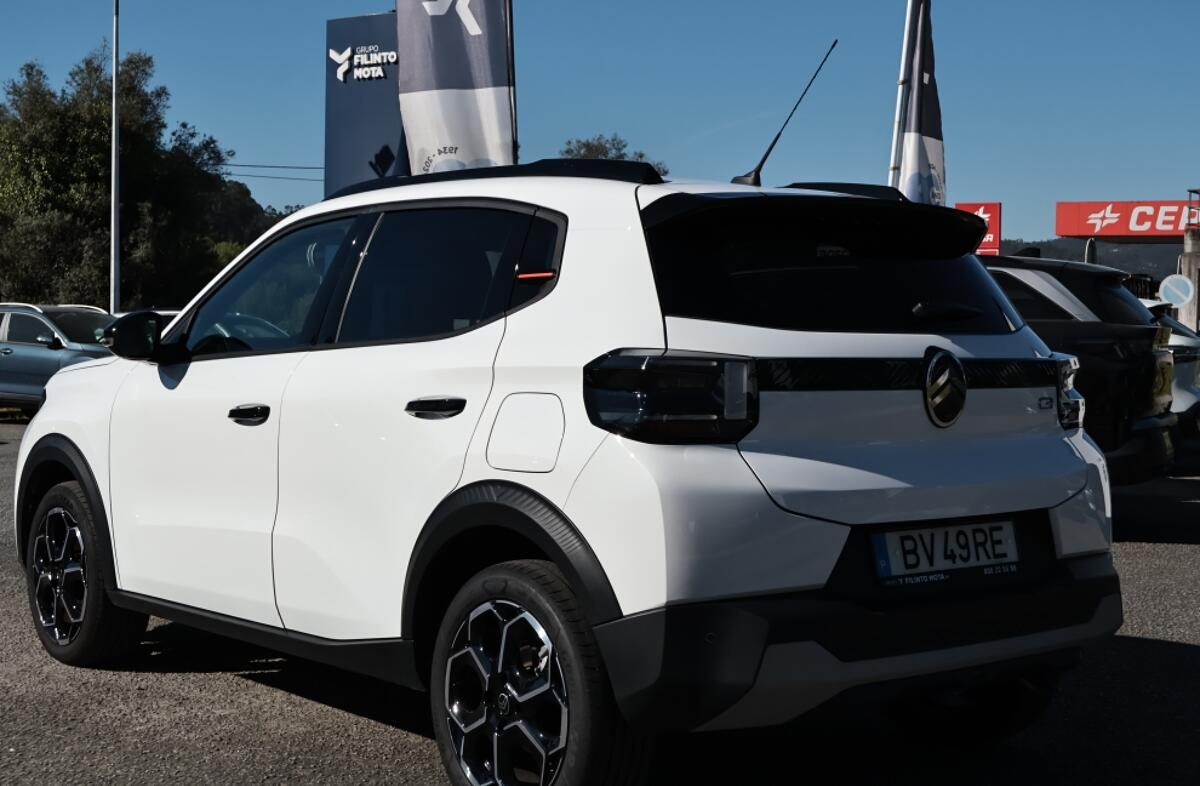 CITROEN C3 1.2 Hybrid Max e-DSC6