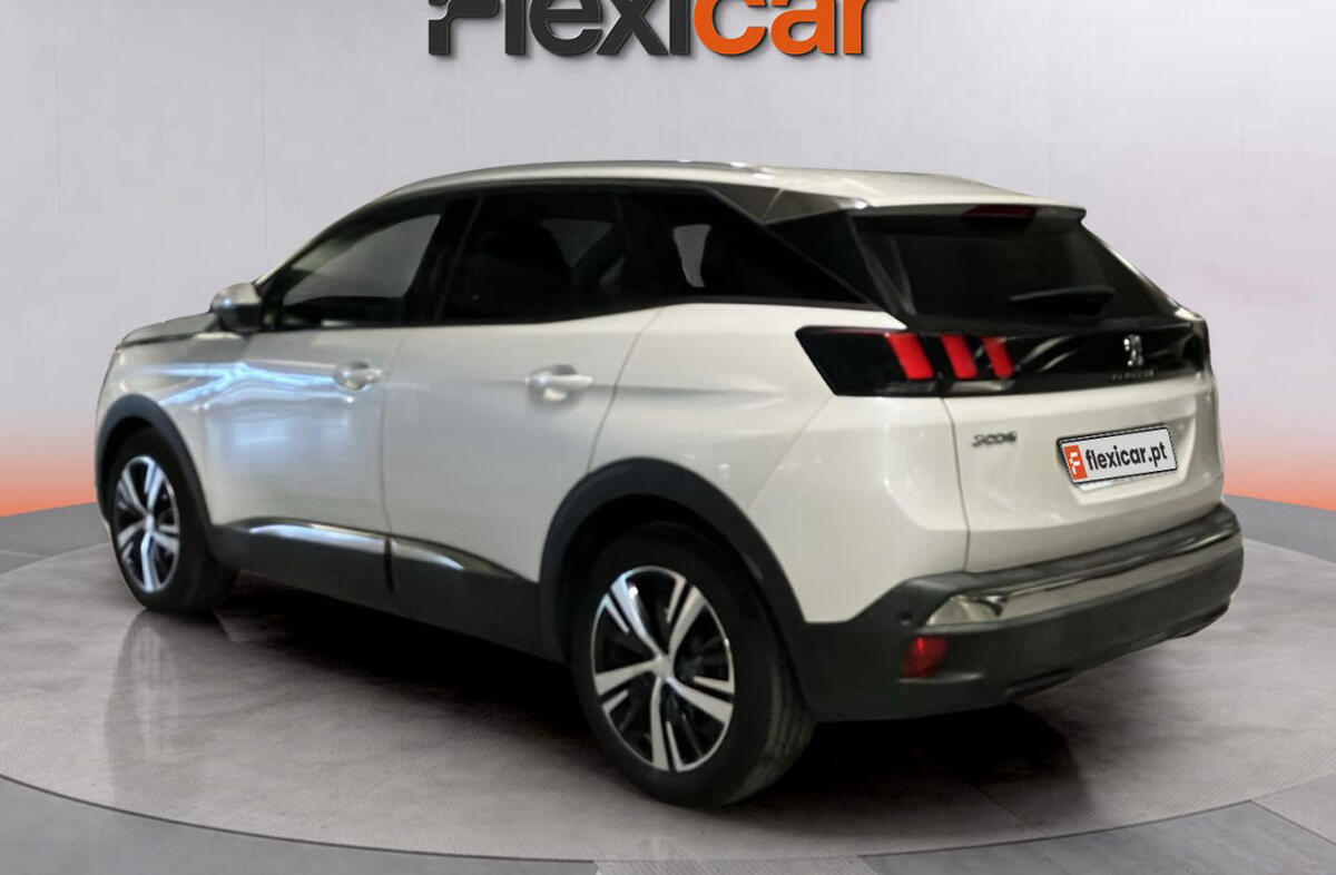 PEUGEOT 3008 1.5 BlueHDi Allure EAT8