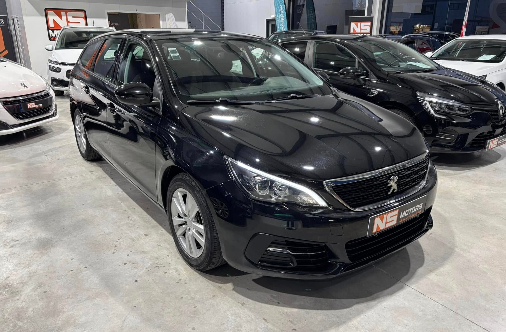 PEUGEOT 308 1.5 BlueHDi Active