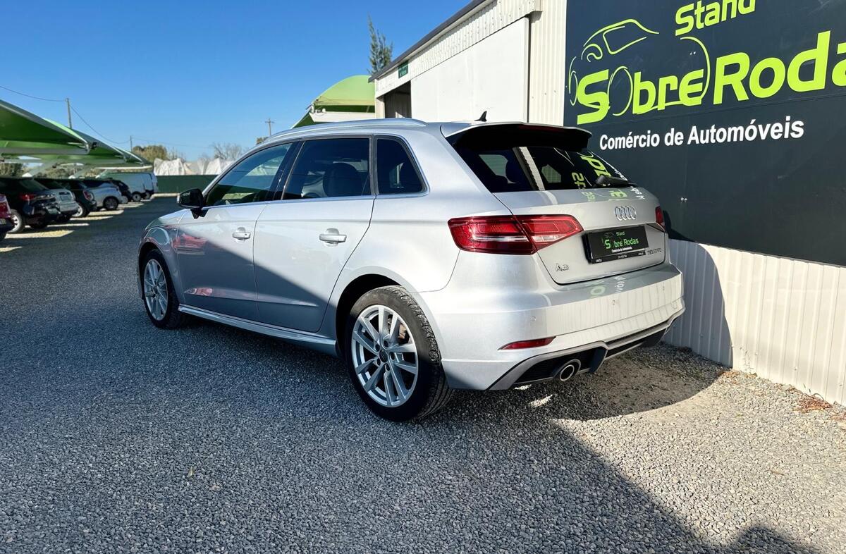 AUDI A3 30 TFSI S line