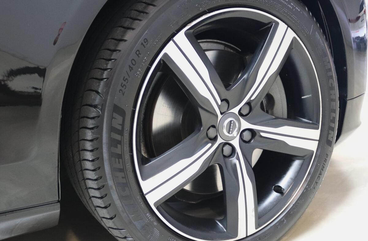 VOLVO S90 2.0 T8 R-Design AWD Geartronic