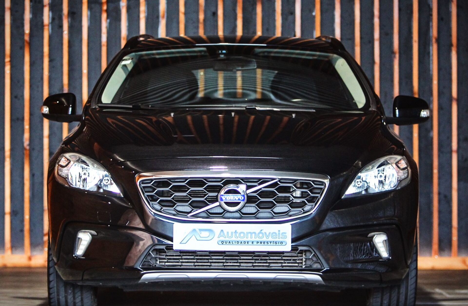 VOLVO V40 1.6 D2 Momentum