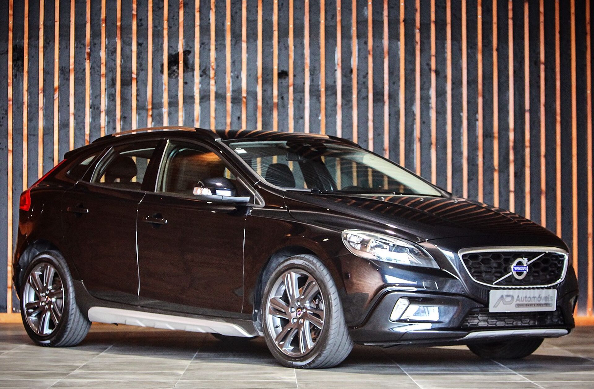 VOLVO V40 1.6 D2 Momentum