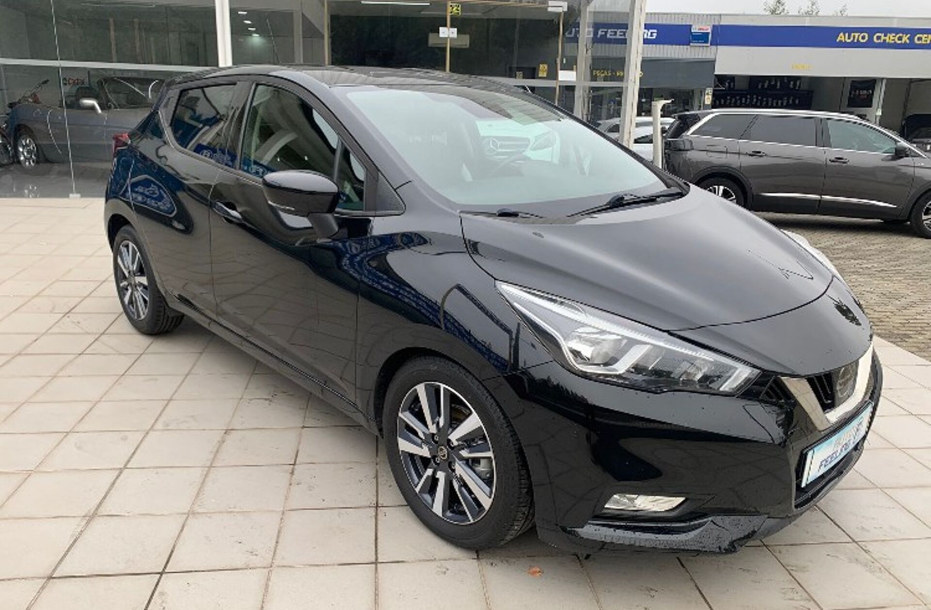 NISSAN Micra 1.0 IG-T N-Connecta